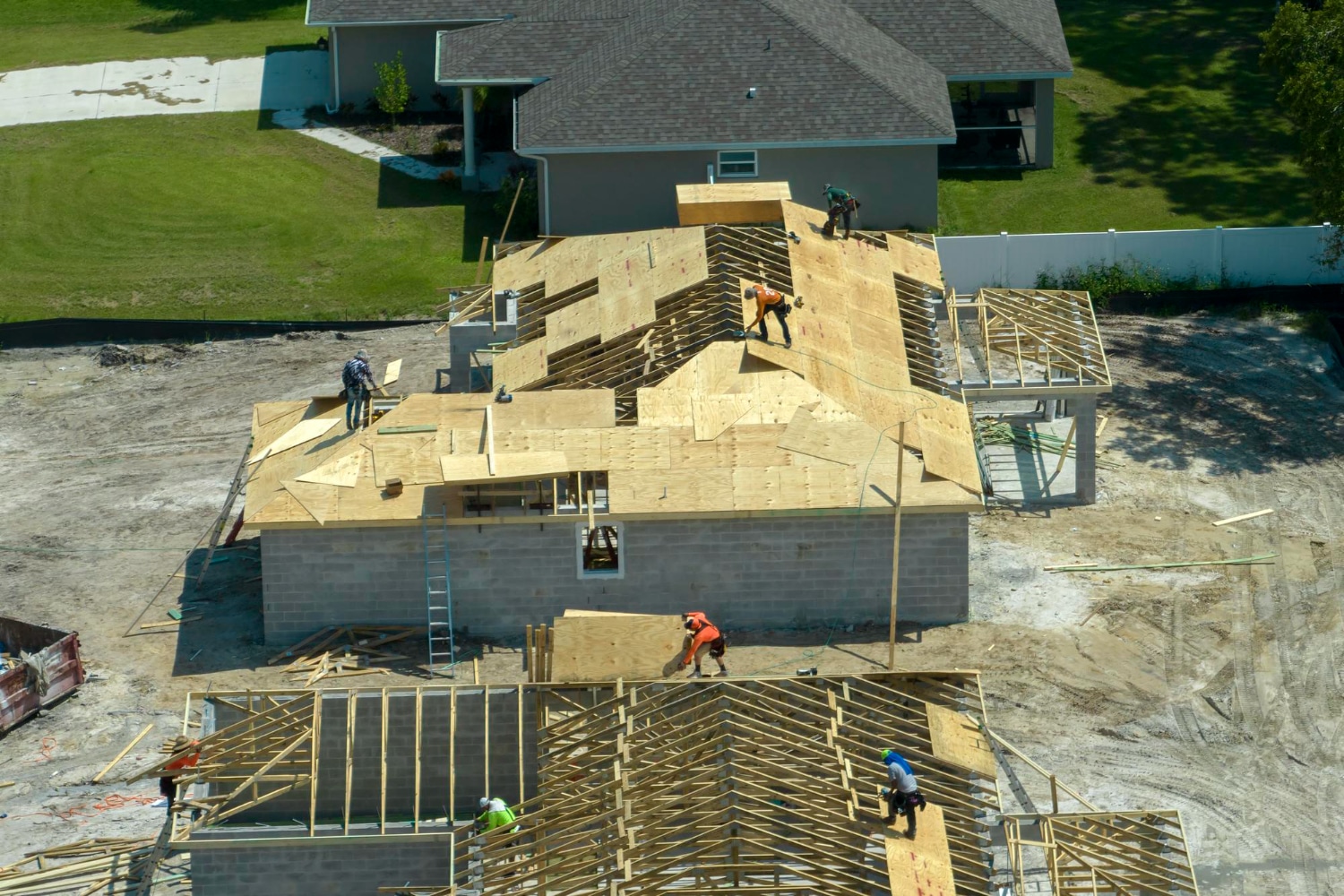 luxury home builders